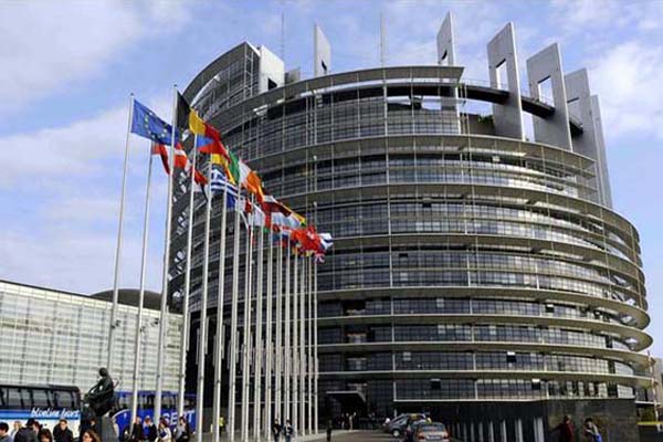 Європейський Парламент ухвалив резолюцію щодо антиєвропейської пропаганди російських та ісламістських джерел